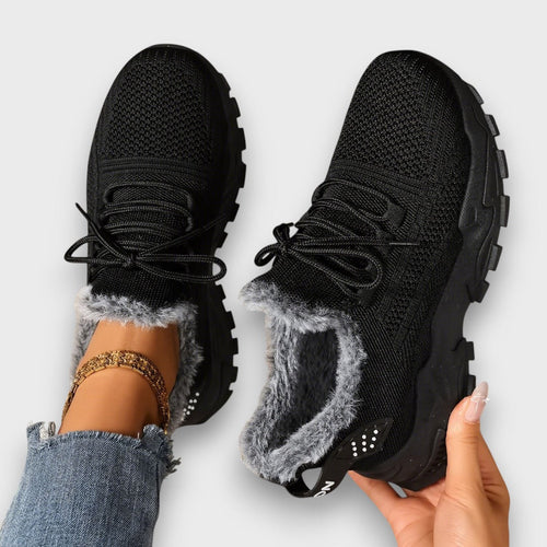 Angela | Sneakers invernali foderate con lacci - Nero