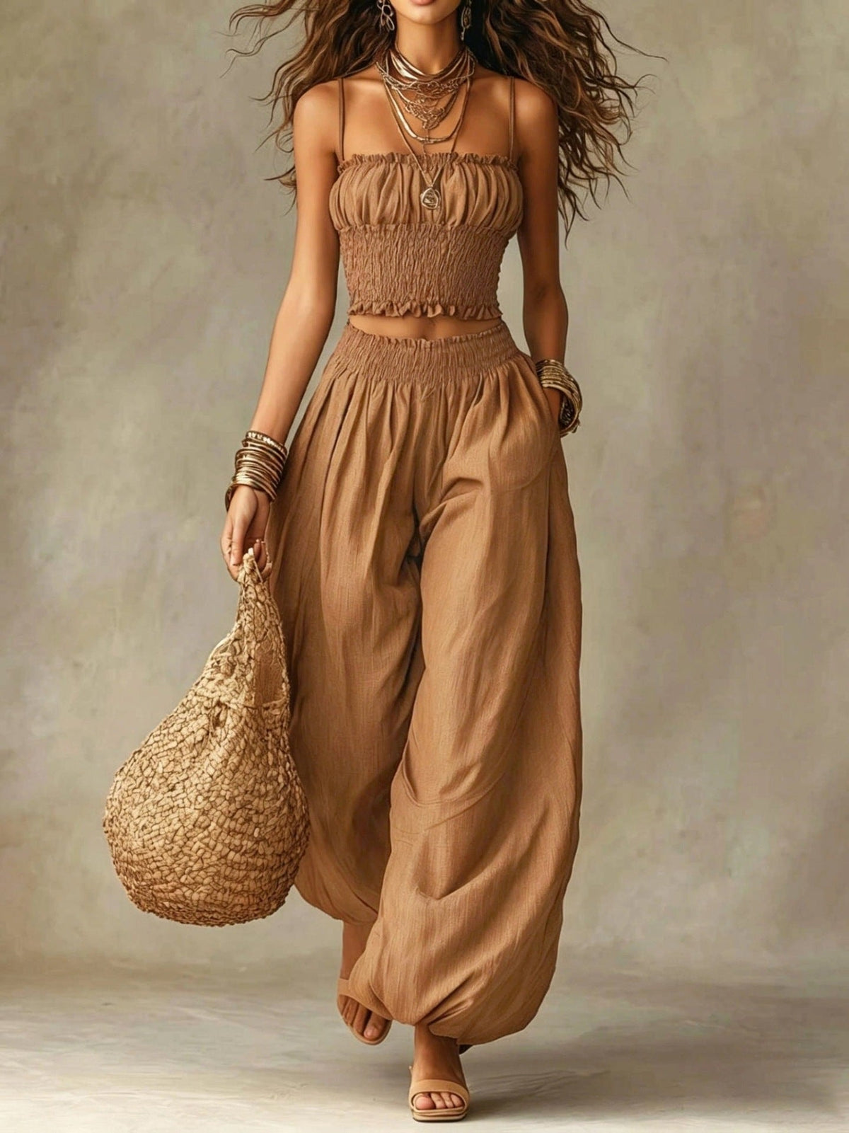 Marzia, coordinato top arricciato e pantaloni alla turca, cammello