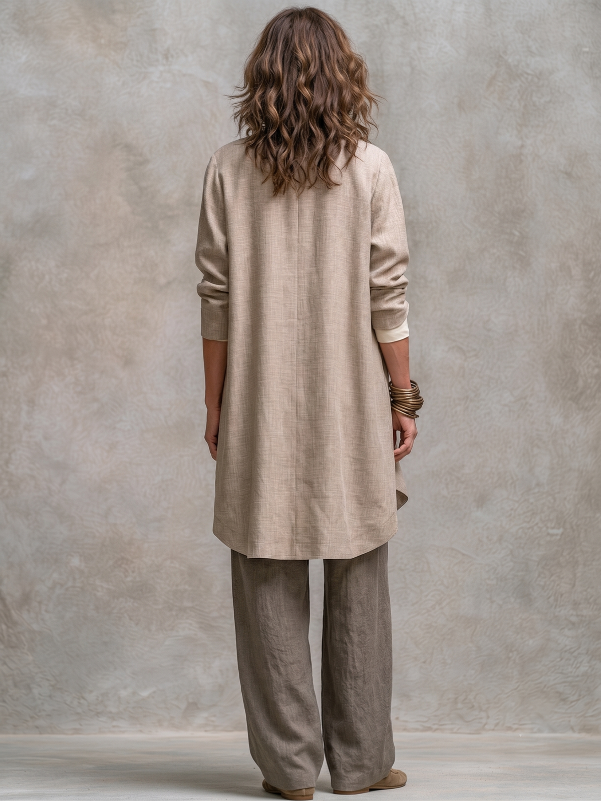 Emanuela, coordinato tre pezzi con cardigan lungo e top a maniche lunghe