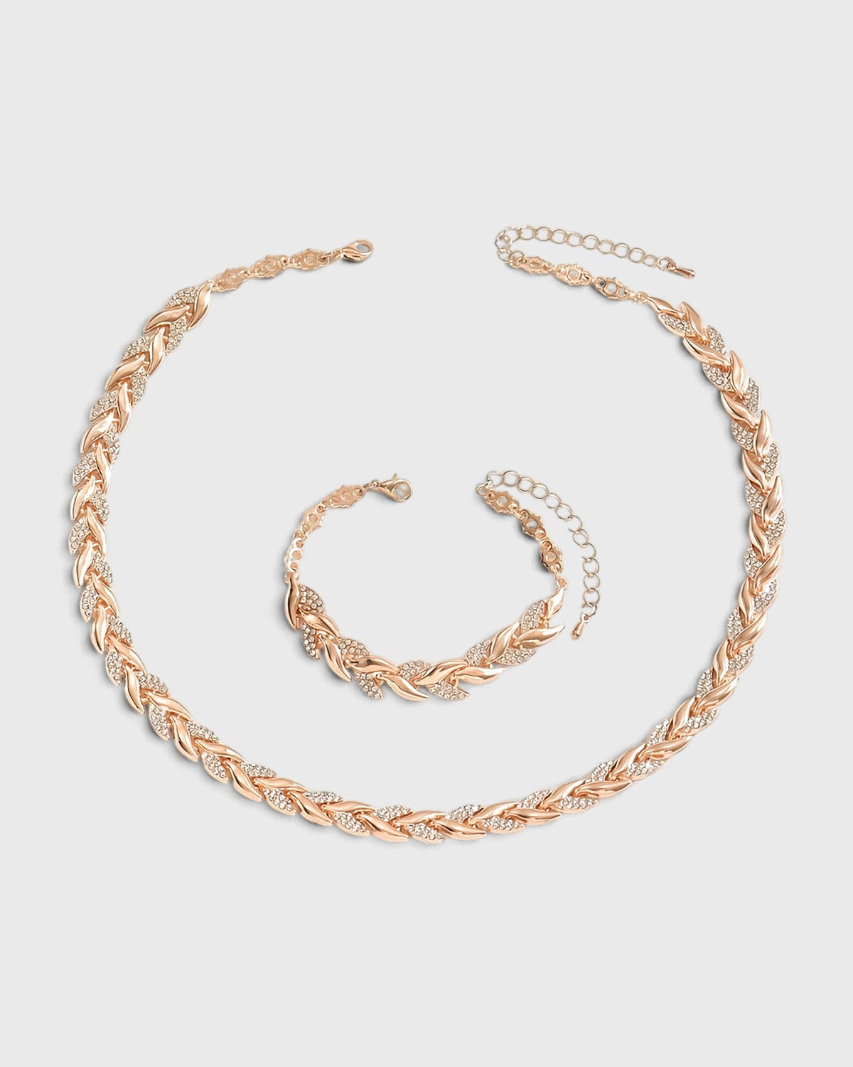 Parure con collana e bracciale a maglia lavorata