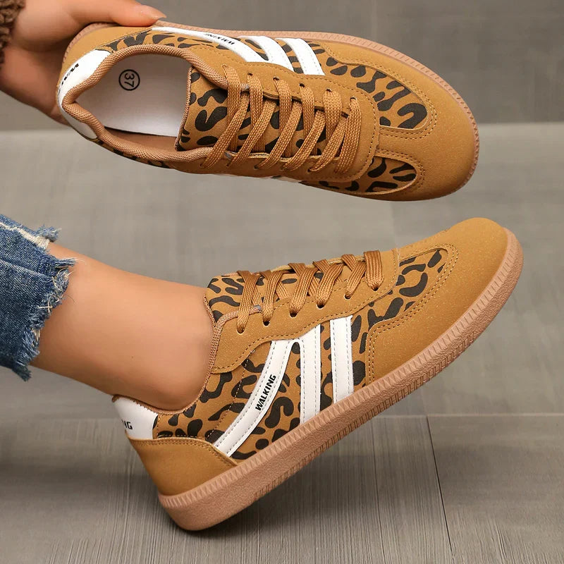 Delia | Sneakers basse con doppia banda laterale - Leopardo cammello