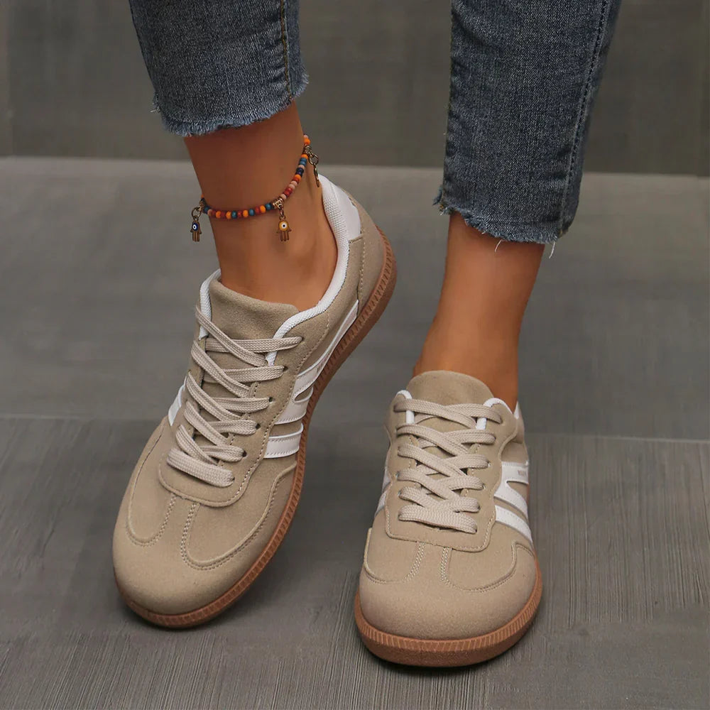 Delia | Sneakers basse con doppia banda laterale - Tortora