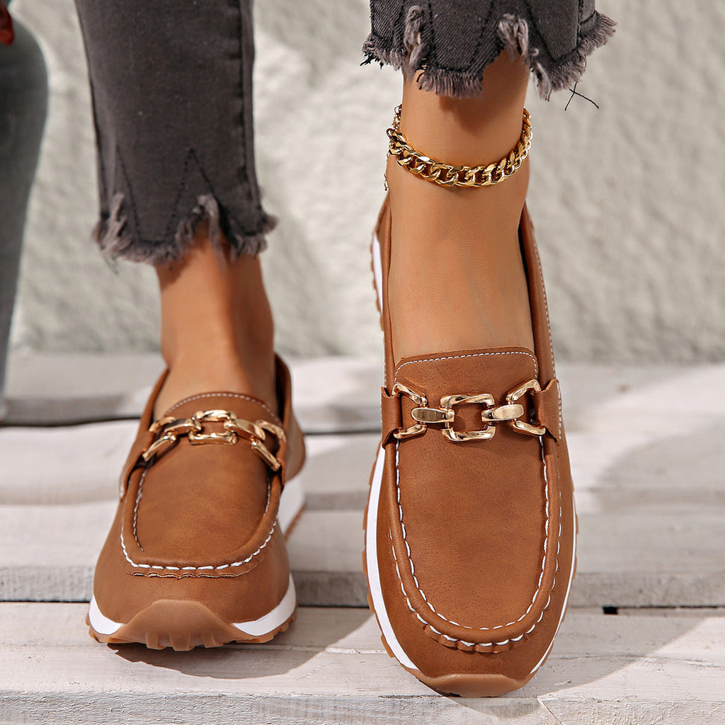 Miriam | Mocassini effetto camoscio con morsetto e suola sneaker