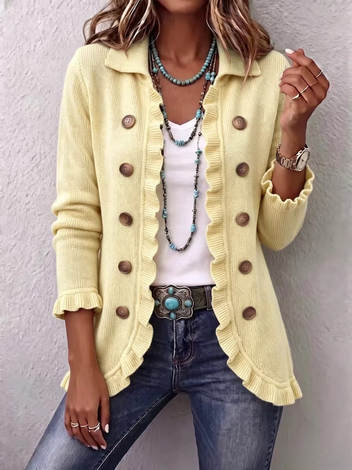 Grazia | Giacca in maglia crema con volant
